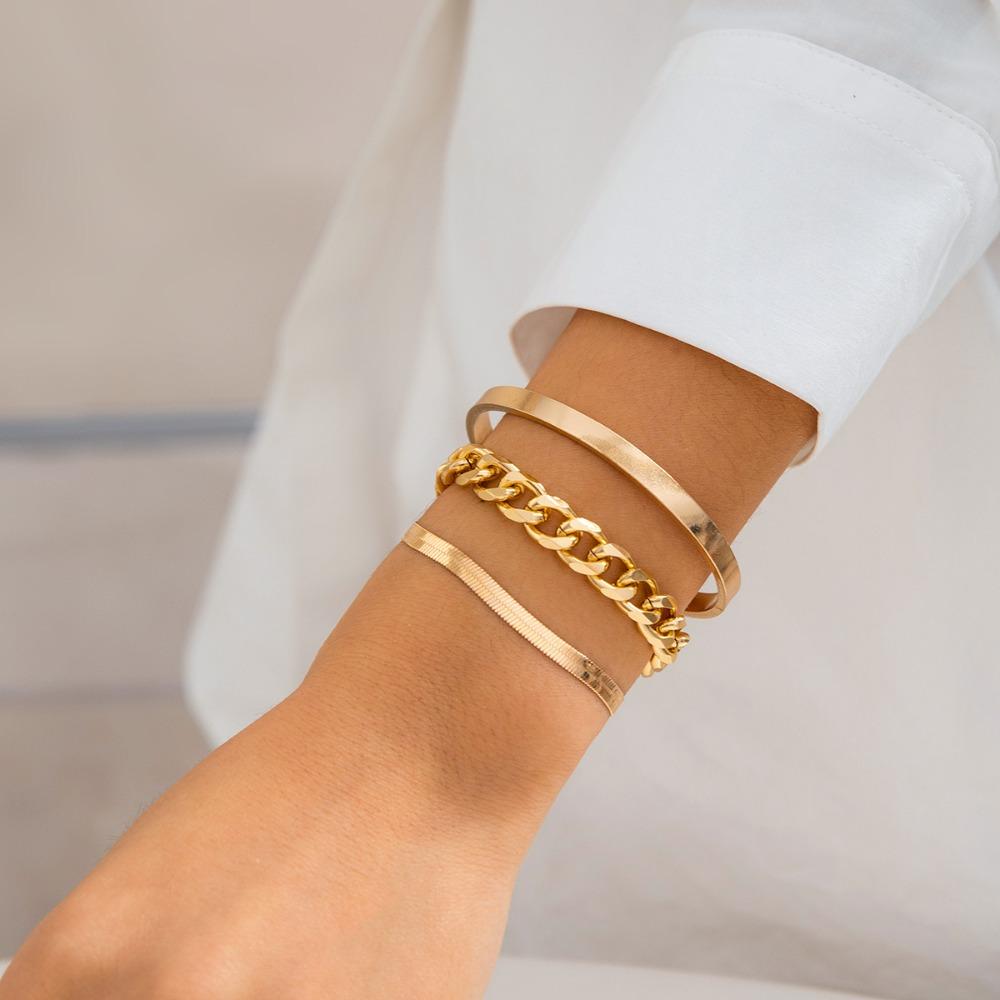 Metal Coarse Chain Gold Silver Metal Bangle Jewelry Accessories Metal Snake Chain Friends
Metal Coarse Chain Gold Silver Metal Bangle Jewelry Accessories Metal Snake Chain Friends