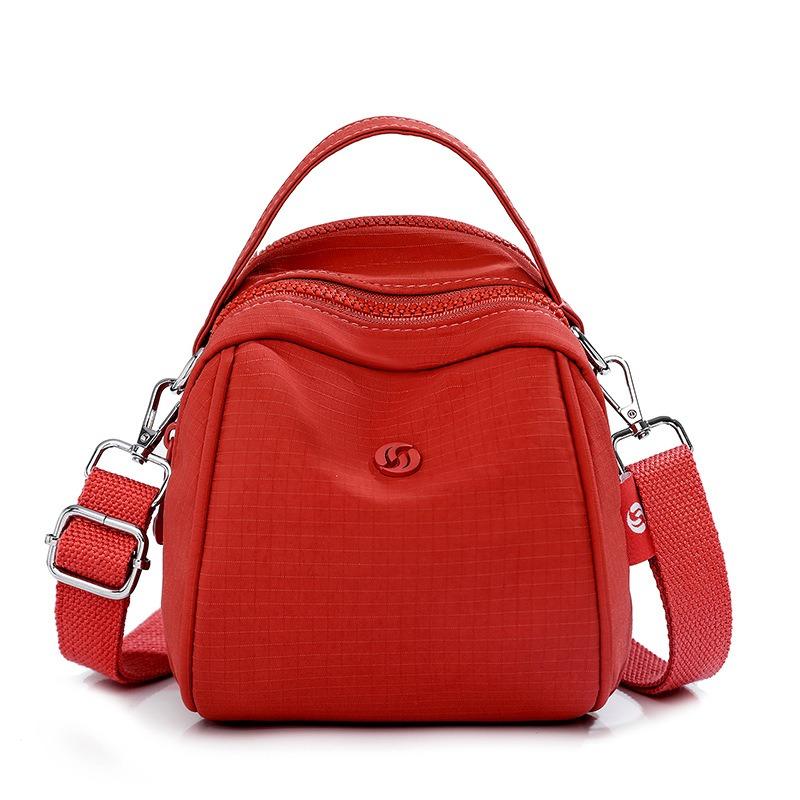 Summer new simple shell hand shoulder bag nylon cloth lightweight and trendy going out leisure travel crossbody mobile phone bag
Summer new simple shell hand shoulder bag nylon cloth lightweight and trendy going out leisure travel crossbody mobile phone bag