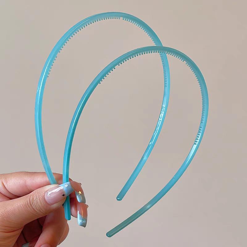 2 шт. Милая пластиковая очень тонкая повязка на голову для женщин и девочек, можно носить двойной на голове, противоскользящие резинки для волос, аксессуар для волос
2 шт. Милая пластиковая очень тонкая повязка на голову для женщин и девочек, можно носить двойной на голове, противоскользящие резинки для волос, аксессуар для волос