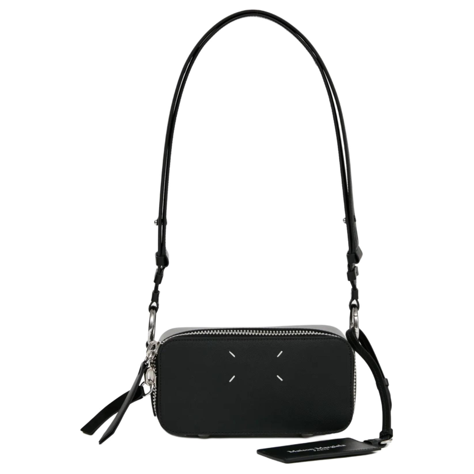 Maison Margiela Signature Four Stitching Small Calfskin Shoulder Bag Women shoulder bag Black SB1WD0031P7275 Black,Basic Set (Bag+Dust Bag)
Maison Margiela Signature Four Stitching Small Calfskin Shoulder Bag Women shoulder bag Black SB1WD0031P7275 Black,Basic Set (Bag+Dust Bag)
