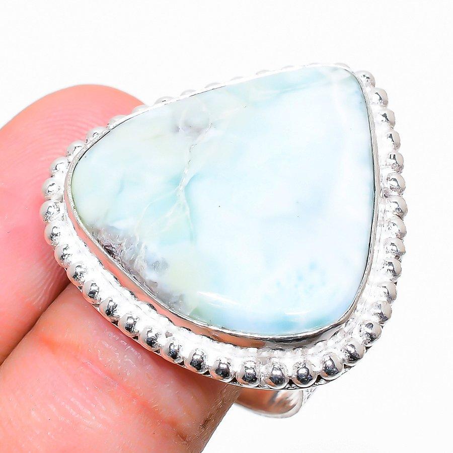 Этническое ювелирное кольцо ручной работы с драгоценным камнем Republc Larimar, размер 9SR-3652
Этническое ювелирное кольцо ручной работы с драгоценным камнем Republc Larimar, размер 9SR-3652