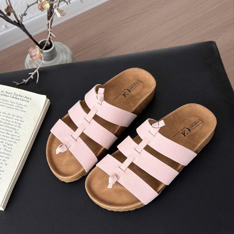 Soft leather version~ Ancient hollowed-out beach vacation Roman sandals summer new breathable soft thick-soled toe slippers women 40
Soft leather version~ Ancient hollowed-out beach vacation Roman sandals summer new breathable soft thick-soled toe slippers women 40