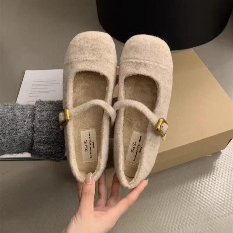 2026 Furry Shoes for Women Autumn and Winter French Retro Square Toe Mary Jane Shoes Fashion Buckle Strap Ladies Ballet Felts 35 абрикосовый
2026 Furry Shoes for Women Autumn and Winter French Retro Square Toe Mary Jane Shoes Fashion Buckle Strap Ladies Ballet Felts 35 абрикосовый