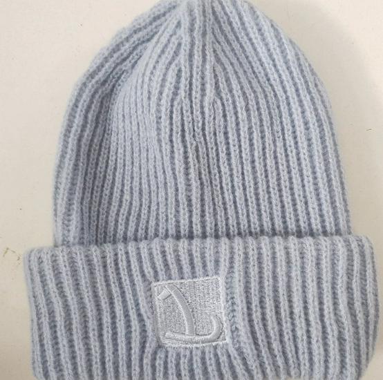 Chunky Knit Hat for Women: Large Head Circumference, Ear Protection, Warm and Stylish for Autumn and Winter
Chunky Knit Hat for Women: Large Head Circumference, Ear Protection, Warm and Stylish for Autumn and Winter