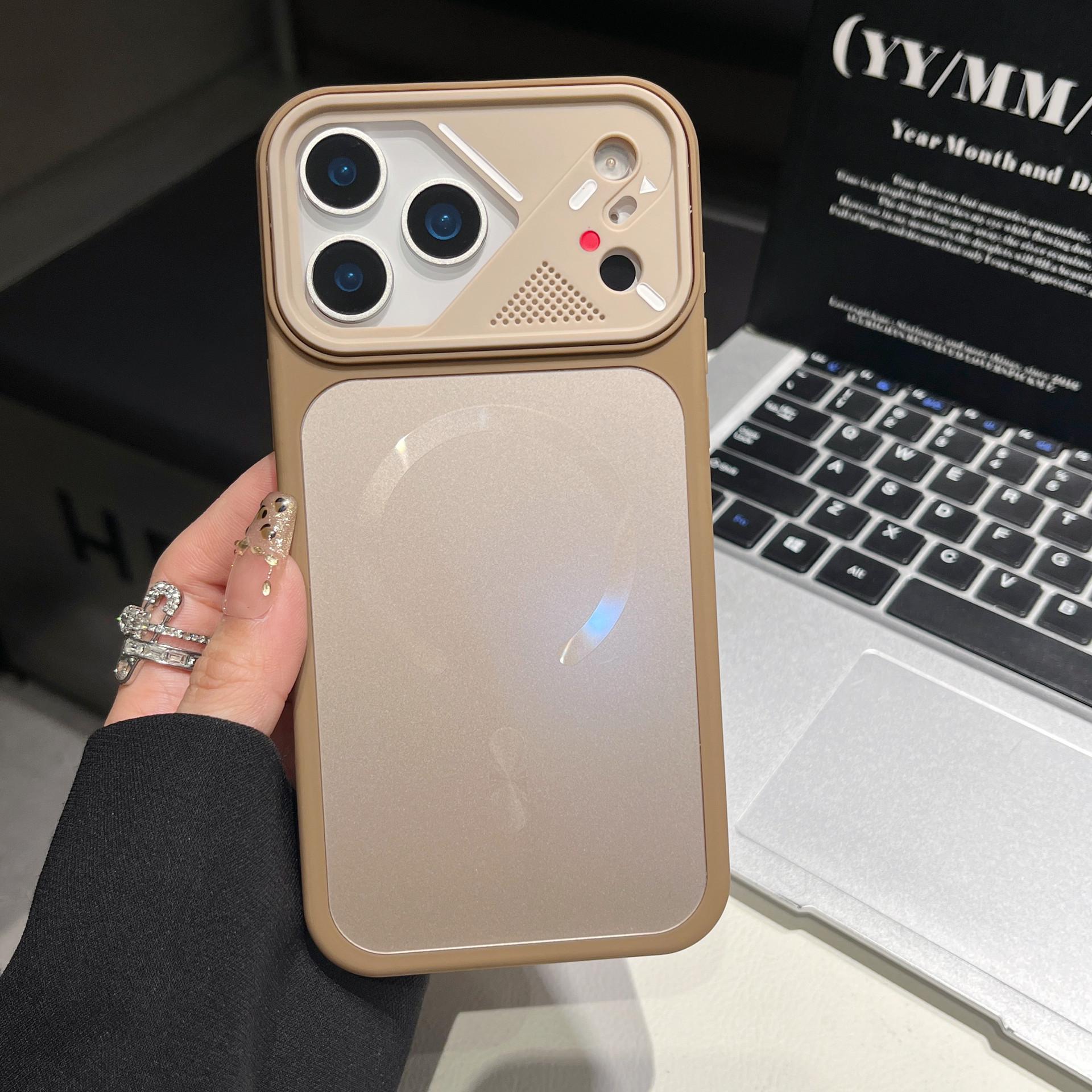 Apple 17 Pro Max Mecha Lens Magnetic Case, Frosted Drop-Proof Protective Cover for iPhone 16. iPhone 14 Pro Max золотой
Apple 17 Pro Max Mecha Lens Magnetic Case, Frosted Drop-Proof Protective Cover for iPhone 16. iPhone 14 Pro Max золотой