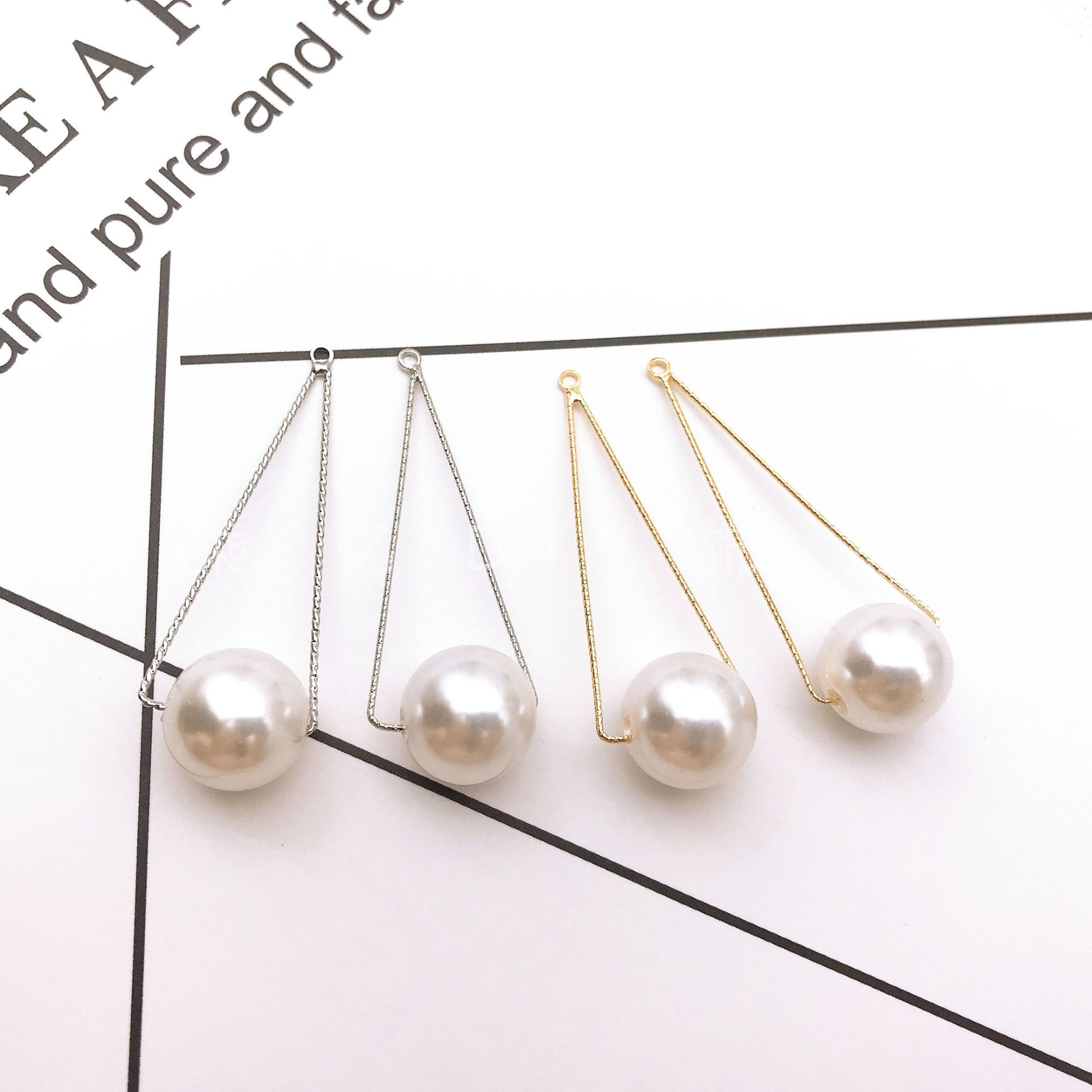 Engood 60Pcs Exaggerated Pearl Button Sewing Trim & Embellishments Craft Buckle for DIY Jewelry Earring Necklace Pendants
Engood 60Pcs Exaggerated Pearl Button Sewing Trim & Embellishments Craft Buckle for DIY Jewelry Earring Necklace Pendants