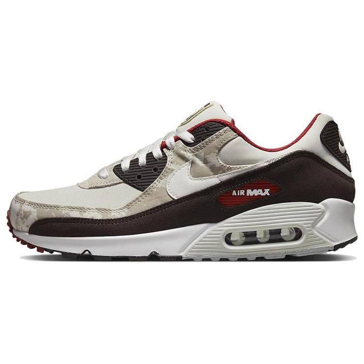 Новые Nike Air Max 90 Social Fc DX3576-001 40.5
Новые Nike Air Max 90 Social Fc DX3576-001 40.5