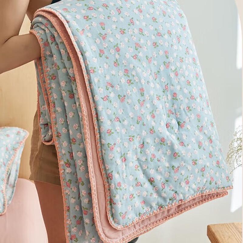 100% Cotton Double-Layer Gauze Summer Quilt
100% Cotton Double-Layer Gauze Summer Quilt