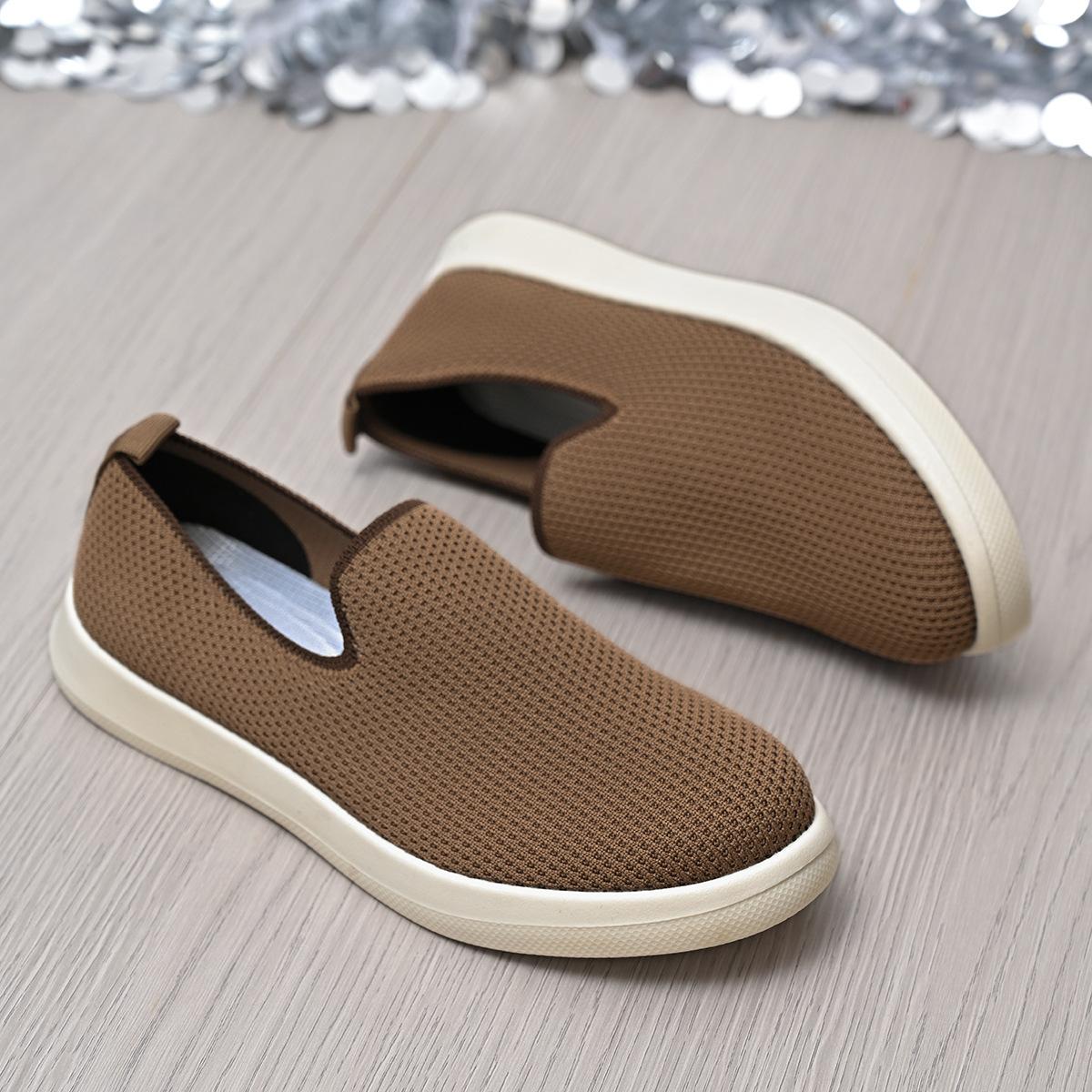 Новые женские повседневные кроссовки flyknit--Дышащие и удобные, надевающиеся одним движением, нескользящая амортизация, поддержка свода стопы, обувь, не вызывающая усталость ног 43 темно-коричневого
Новые женские повседневные кроссовки flyknit--Дышащие и удобные, надевающиеся одним движением, нескользящая амортизация, поддержка свода стопы, обувь, не вызывающая усталость ног 43 темно-коричневого