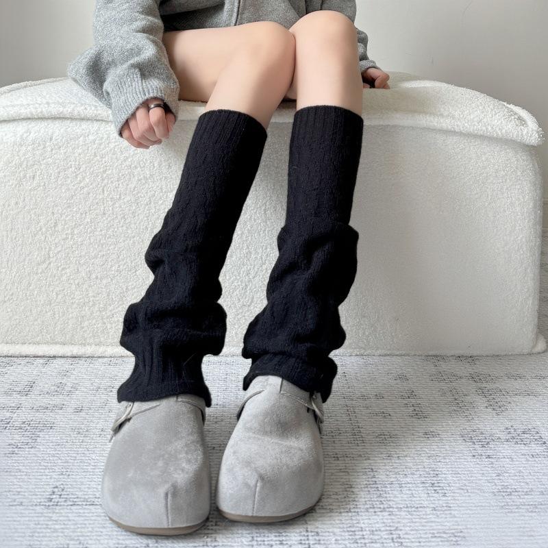 Autumn And Winter Oats Vintage Pile Socks Woolen Knitted Twist Thickened Warm Gray Coffee Color Mid-Tube Calf Socks For Women One size fits all чорний
Autumn And Winter Oats Vintage Pile Socks Woolen Knitted Twist Thickened Warm Gray Coffee Color Mid-Tube Calf Socks For Women One size fits all чорний