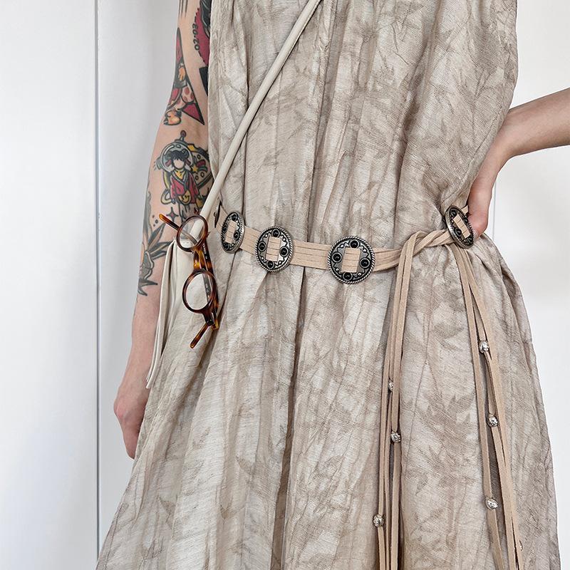 Bohemian Retro Hand-Worn Metal Suede Belt Casual Vacation Style Waist Chain Woven Women 150CM
Bohemian Retro Hand-Worn Metal Suede Belt Casual Vacation Style Waist Chain Woven Women 150CM