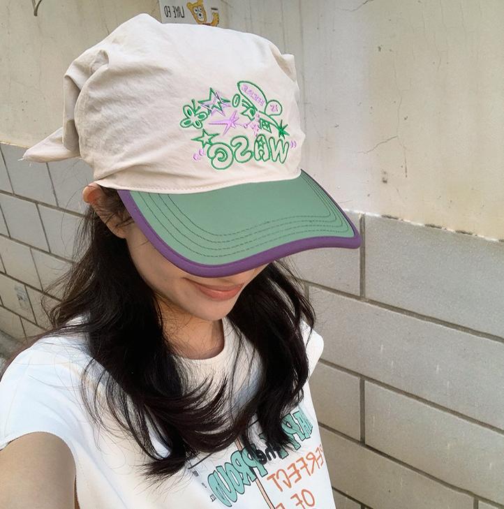 Headscarf Hat Sun Protection Quick Dry Sun Hat Outdoor Camping Peaked Cap Fun Embroidery Skateboard Baseball Cap хакі
Headscarf Hat Sun Protection Quick Dry Sun Hat Outdoor Camping Peaked Cap Fun Embroidery Skateboard Baseball Cap хакі