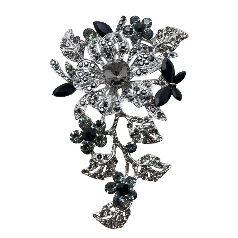 Exquisite Crystal Crystal Flower Brooch Super Large Size High-grade Material Wedding Brooch Delicate Flower Feminine Design
Exquisite Crystal Crystal Flower Brooch Super Large Size High-grade Material Wedding Brooch Delicate Flower Feminine Design