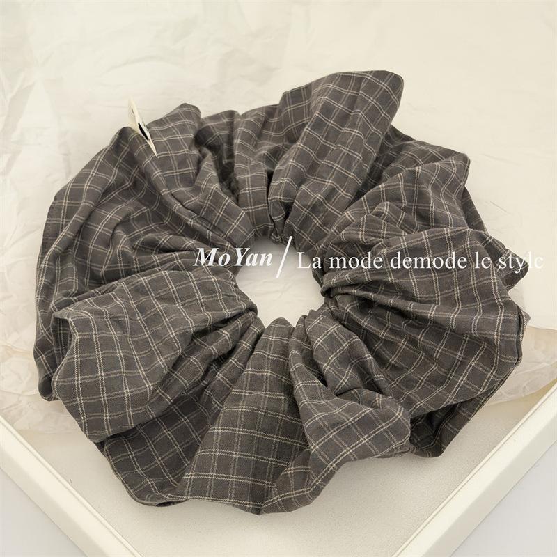 Art College Style Large Intestine Hairband Ponytail Hairdo with Vintage Hair Tie сірий
Art College Style Large Intestine Hairband Ponytail Hairdo with Vintage Hair Tie сірий