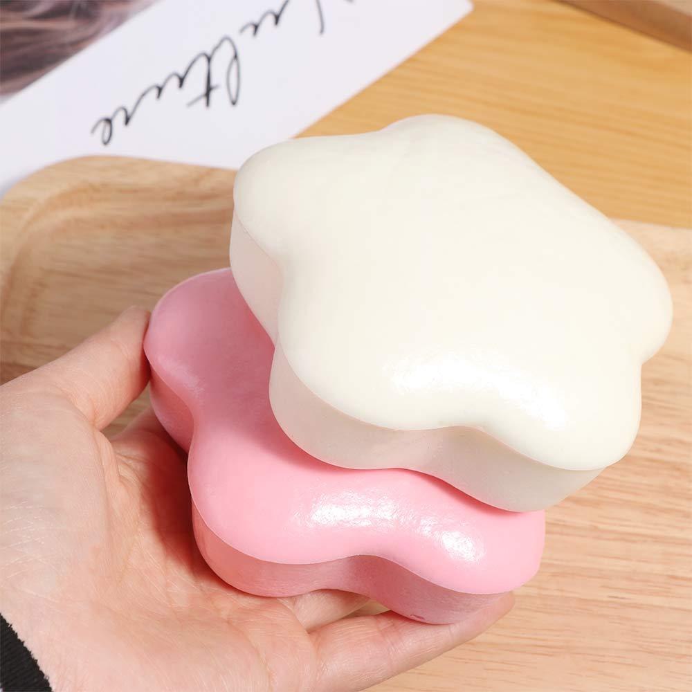 Slow Rise Sticky Milk Scent Star Squeeze Toy Ultra Moist Star Pinch Toy Christmas Gift білий
Slow Rise Sticky Milk Scent Star Squeeze Toy Ultra Moist Star Pinch Toy Christmas Gift білий