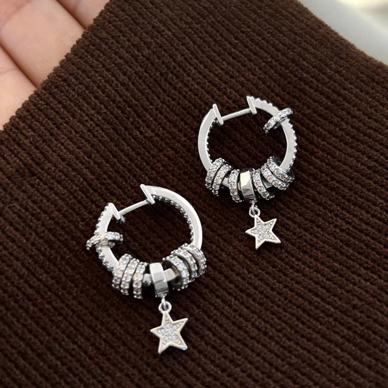 Zircon Star Tassel Pendant Earrings – Personalized Spicy Girl Style, Luxury High-End Ear Jewelry.
Zircon Star Tassel Pendant Earrings – Personalized Spicy Girl Style, Luxury High-End Ear Jewelry.