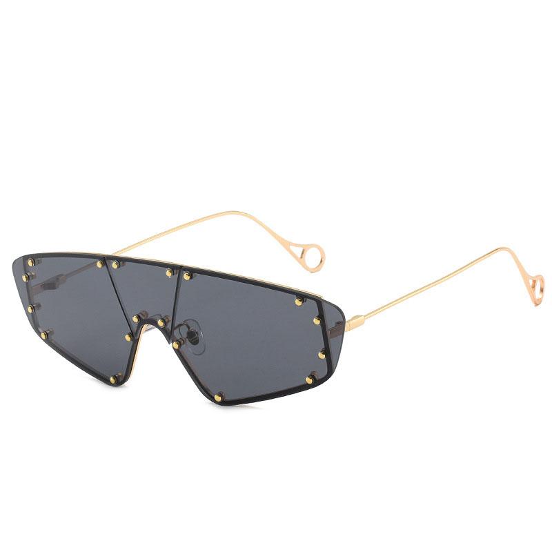 y2k Vintage Metal Rivet Irregular Sunglasses Women For Men Sun Glasses Punk Popular Party Luxury Brand Designer Shield Shades чорний
y2k Vintage Metal Rivet Irregular Sunglasses Women For Men Sun Glasses Punk Popular Party Luxury Brand Designer Shield Shades чорний
