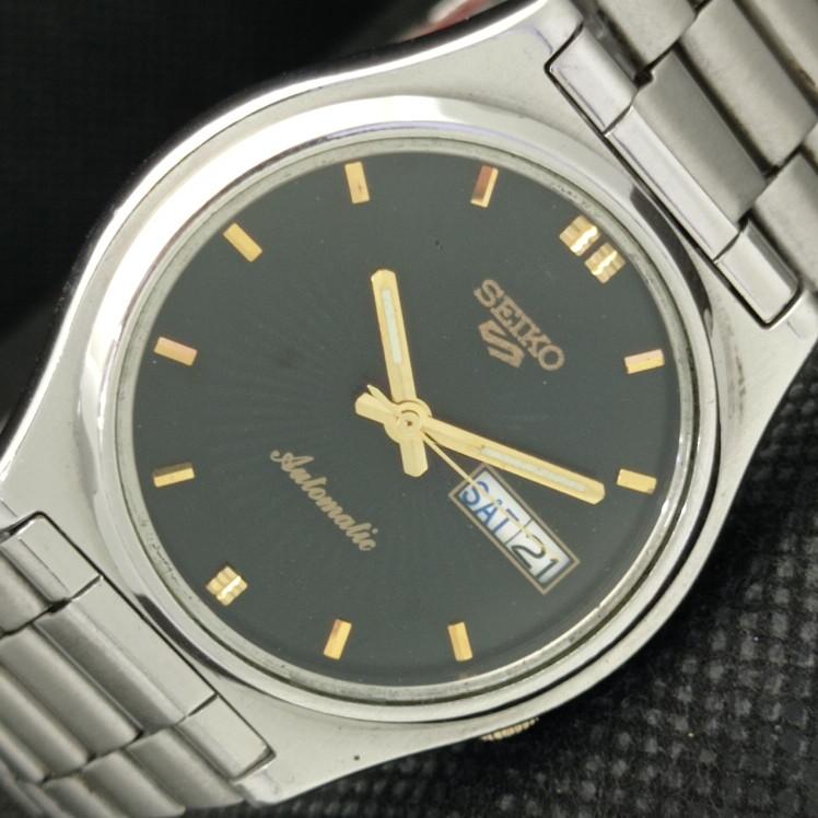 USED VINTAGE SEIKO 5 AUTO 7S36A JAPAN MENS D/D BLACK WATCH 608d-a315672-9 SKU608d-a315672
USED VINTAGE SEIKO 5 AUTO 7S36A JAPAN MENS D/D BLACK WATCH 608d-a315672-9 SKU608d-a315672