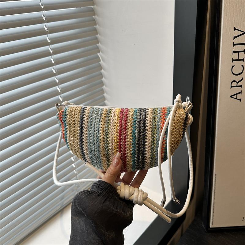 Niche rainbow contrasting color woven bag women s summer new fashion messenger dumpling bag small bag белый
Niche rainbow contrasting color woven bag women s summer new fashion messenger dumpling bag small bag белый