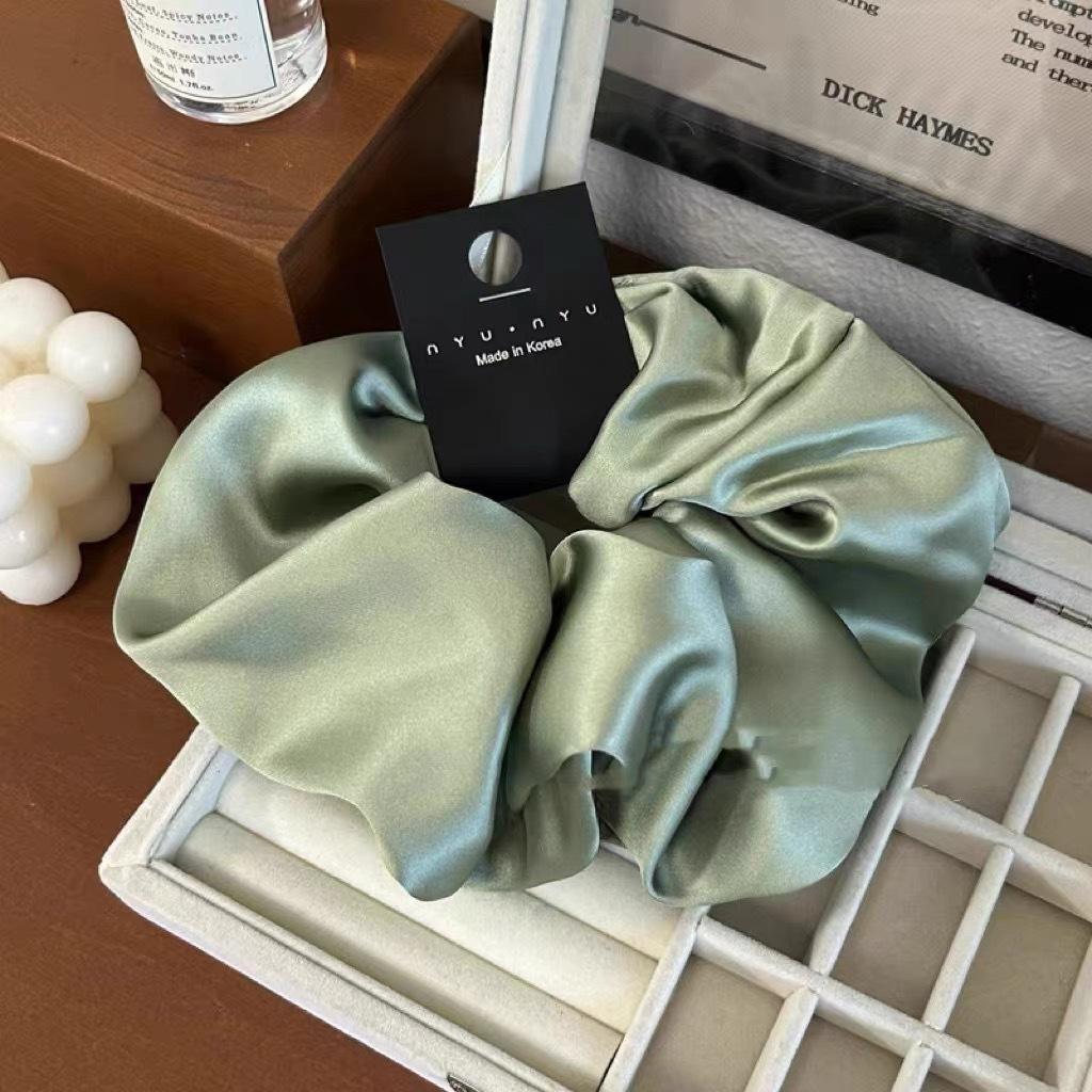 12cm Diameter Oversized Scrunchies Satin Fabric Solid White Pink Black Rubber Bands Girls Elegant Ponytail Holder Hair Ties Rope зелений
12cm Diameter Oversized Scrunchies Satin Fabric Solid White Pink Black Rubber Bands Girls Elegant Ponytail Holder Hair Ties Rope зелений