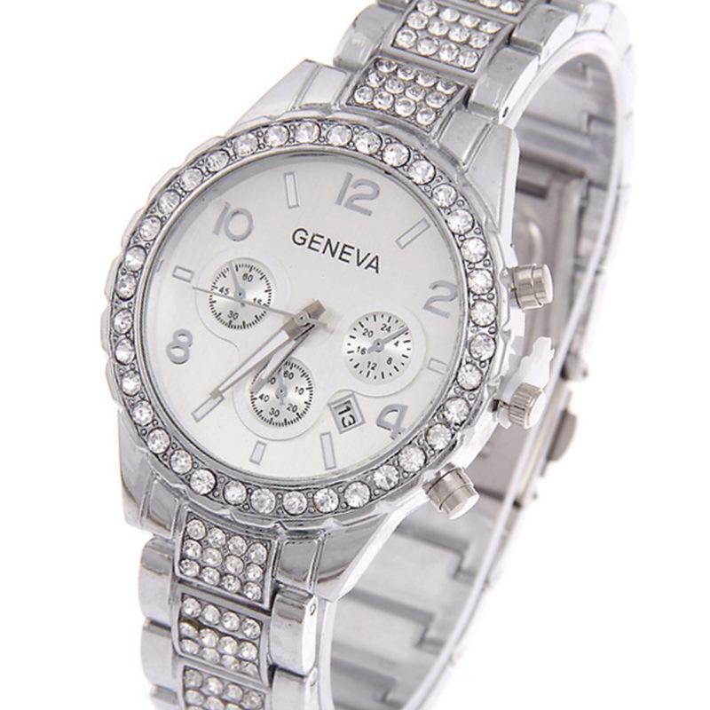 New Fashion Casual Women Watches Diamond Crystal Complete Calendar Gold Quartz Watch Women ClockGirl Rhinestone Relogio Feminino
New Fashion Casual Women Watches Diamond Crystal Complete Calendar Gold Quartz Watch Women ClockGirl Rhinestone Relogio Feminino