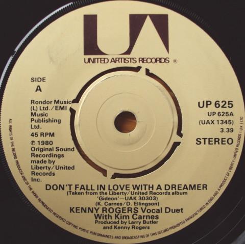 7inch Record KENNY ROGERS KIM CARNES Dont Fall In Love With A Dreamer UP625 United Artists 1980 UK CountryFolk Used
7inch Record KENNY ROGERS KIM CARNES Dont Fall In Love With A Dreamer UP625 United Artists 1980 UK CountryFolk Used