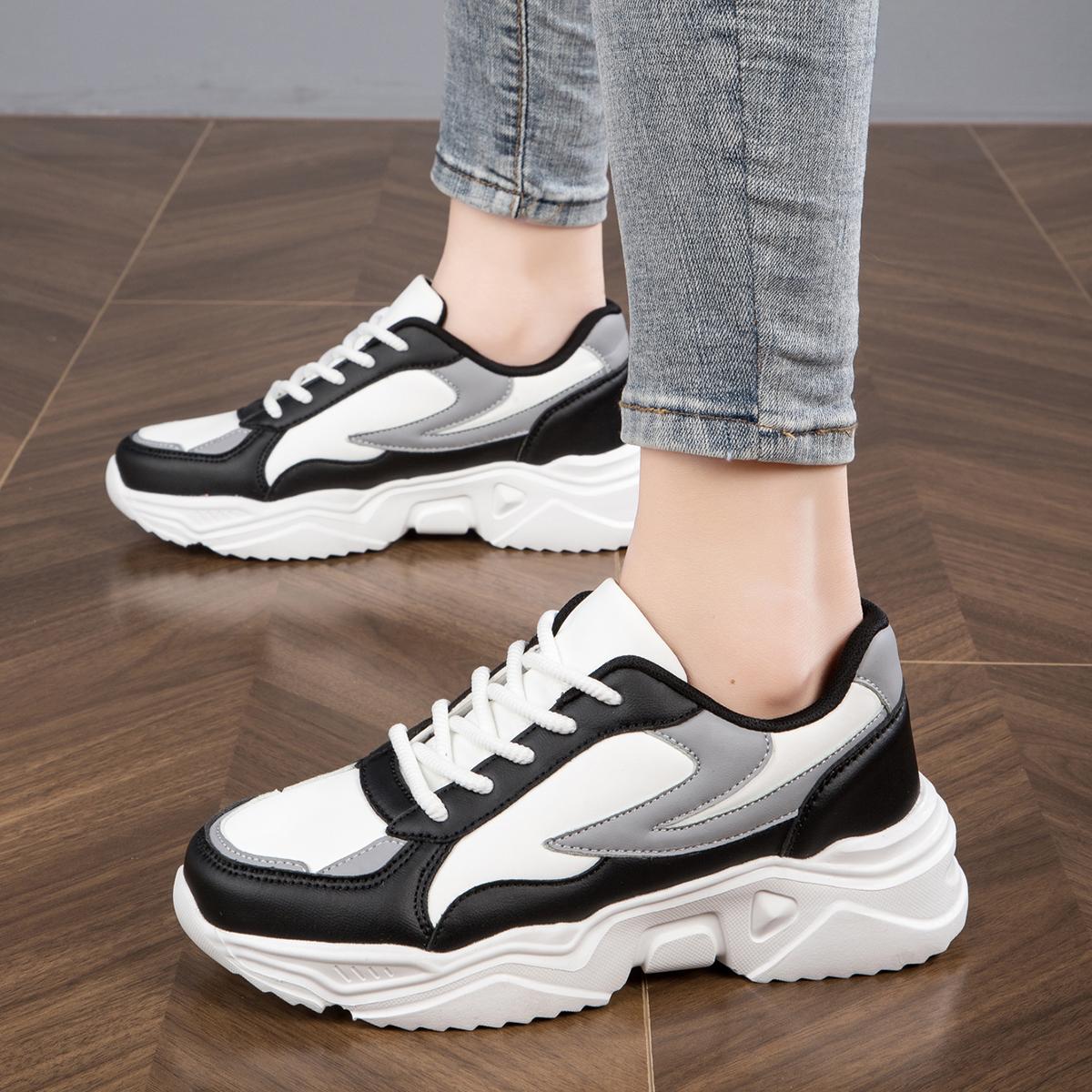 Женские кроссовки на плоской подошве с цветными блоками, повседневные низкие кеды для скейтбординга с круглым носком, универсальная спортивная обувь для ходьбы 42
Женские кроссовки на плоской подошве с цветными блоками, повседневные низкие кеды для скейтбординга с круглым носком, универсальная спортивная обувь для ходьбы 42