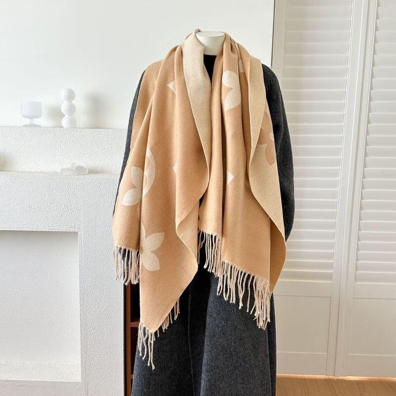 Women s Graphene Heated Double-sided Jacquard Scarf Shawl
Women s Graphene Heated Double-sided Jacquard Scarf Shawl