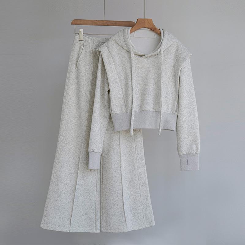 Sports and Leisure Suit Women s Early Autumn Korean Version of Lazy Wind Knitted Hooded Sweater Coat Wide-leg Pants Two-piece Suit XS
Sports and Leisure Suit Women s Early Autumn Korean Version of Lazy Wind Knitted Hooded Sweater Coat Wide-leg Pants Two-piece Suit XS