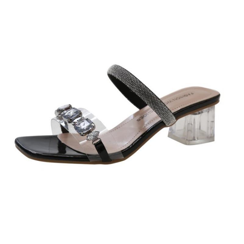 One-word rhinestone transparent cool slippers female summer wear new temperament fairy high heels square head thick heel sandals 35 чёрный
One-word rhinestone transparent cool slippers female summer wear new temperament fairy high heels square head thick heel sandals 35 чёрный