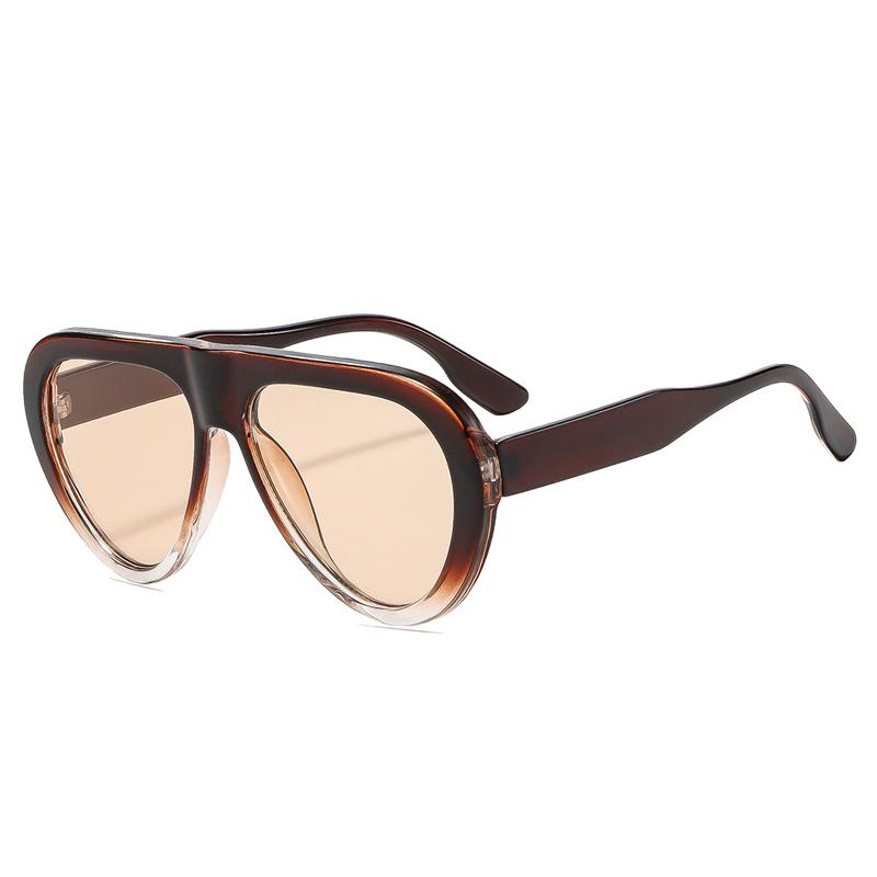 SO&EI Retro Pilot Women Gradient Sunglasses Shades UV400 As the picture
SO&EI Retro Pilot Women Gradient Sunglasses Shades UV400 As the picture