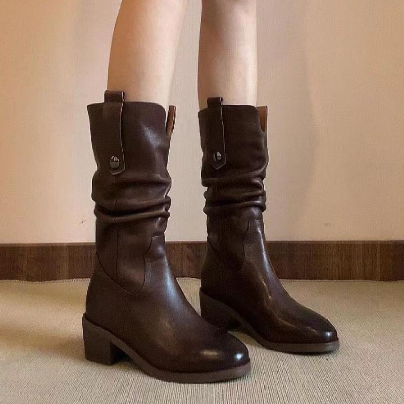 Модные осенне-зимние женские полусапоги на высоком каблуке, теплые, модные 2025, для работы, Y2k, водонепроницаемые, шикарные и элегантные, из искусственной кожи, женские ботинки до середины икры 35
Модные осенне-зимние женские полусапоги на высоком каблуке, теплые, модные 2025, для работы, Y2k, водонепроницаемые, шикарные и элегантные, из искусственной кожи, женские ботинки до середины икры 35