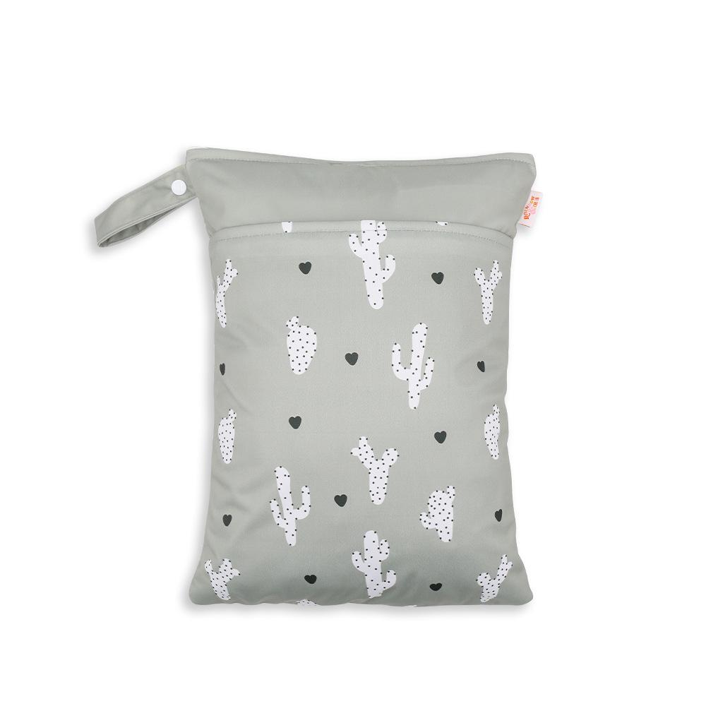 Подвесная сумка для подгузников с скандинавским принтом: Разделение мокрого/сухого, Двухслойная водонепроницаемость 30x40 cm
Подвесная сумка для подгузников с скандинавским принтом: Разделение мокрого/сухого, Двухслойная водонепроницаемость 30x40 cm