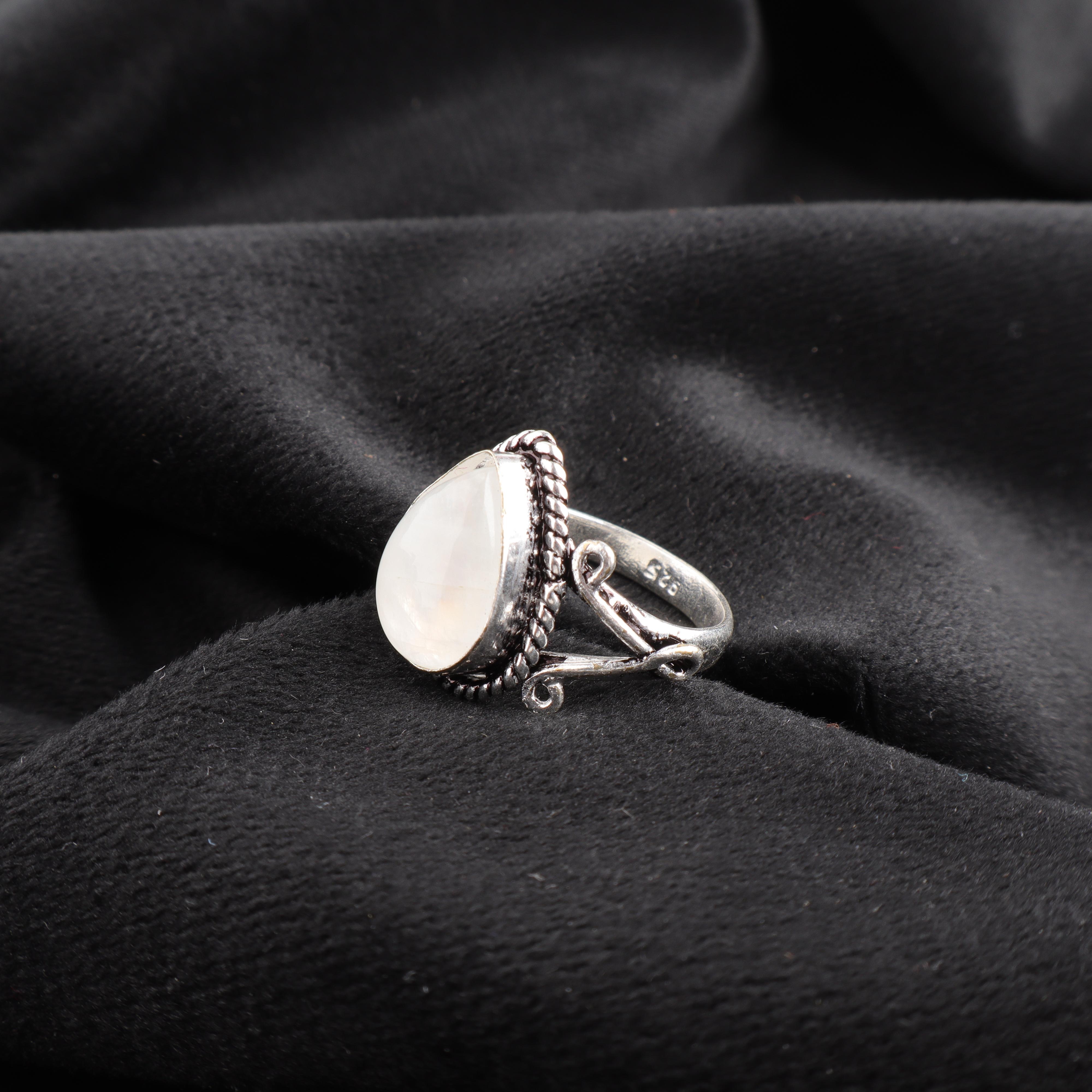 Кольцо с радужным лунным камнем, Ювелирное изделие с драгоценным камнем, Кольцо из 925 пробы стерлингового серебра, Красивое кольцо ручной работы для свадебного подарка 12 белый
Кольцо с радужным лунным камнем, Ювелирное изделие с драгоценным камнем, Кольцо из 925 пробы стерлингового серебра, Красивое кольцо ручной работы для свадебного подарка 12 белый