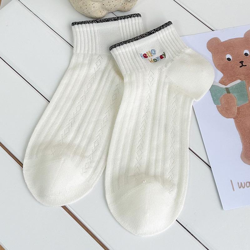 Japanese Cartoon Style Low-Top Thin Cotton Mesh Breathable White Socks One Size
Japanese Cartoon Style Low-Top Thin Cotton Mesh Breathable White Socks One Size