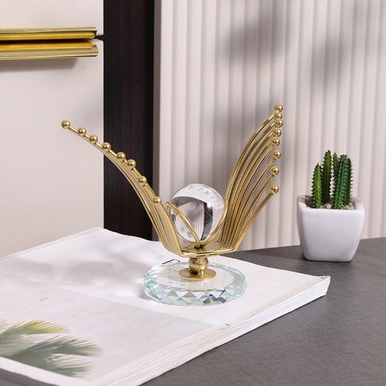 Eagle Spreading Wings Metal Ornament Iron Abstract Sculpture Crystal Ball Decorations Home
Eagle Spreading Wings Metal Ornament Iron Abstract Sculpture Crystal Ball Decorations Home