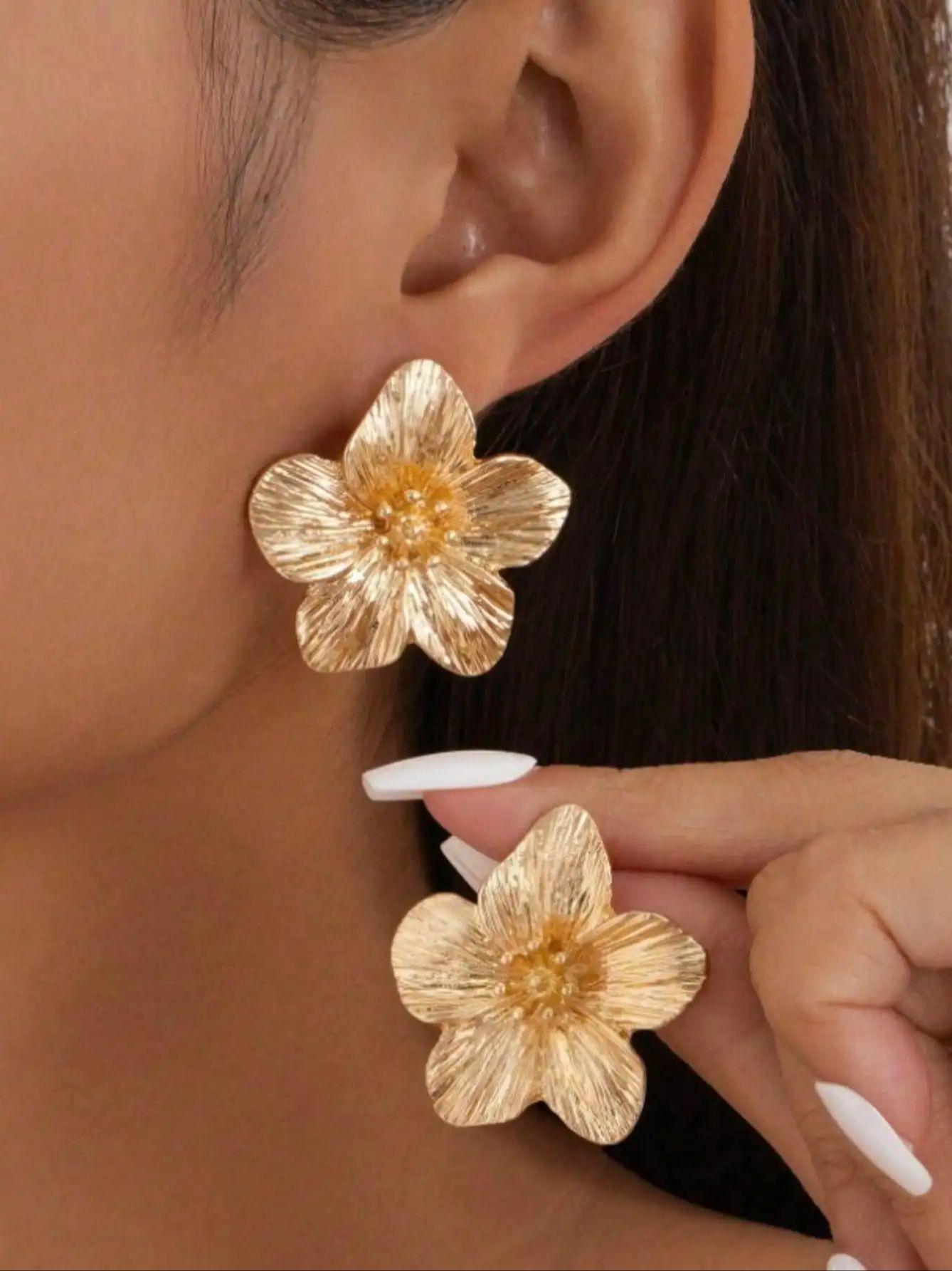 1 pair of exquisite multi-color dopamine inspired gold flower earrings for women, wedding gift, birthday gift, daily wear
1 pair of exquisite multi-color dopamine inspired gold flower earrings for women, wedding gift, birthday gift, daily wear