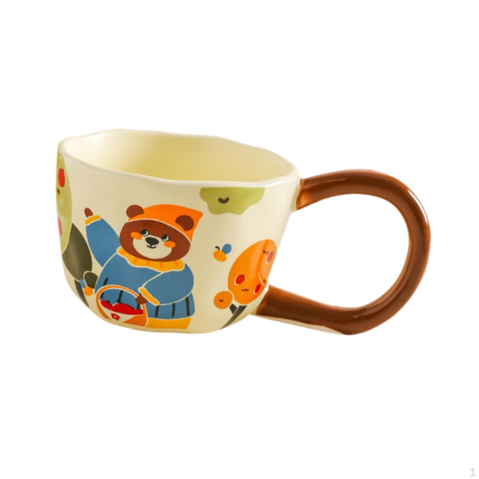 Кофейная кружка керамическая с С-образной ручкой, мультяшная керамика с широким горлом для питья чая с молоком и латте bear
Кофейная кружка керамическая с С-образной ручкой, мультяшная керамика с широким горлом для питья чая с молоком и латте bear