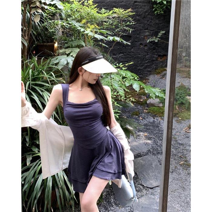 Slim-fit S-shaped casual vest top + irregular short skirt women s summer new Korean version of fashion pure desire suit 2XL синій
Slim-fit S-shaped casual vest top + irregular short skirt women s summer new Korean version of fashion pure desire suit 2XL синій