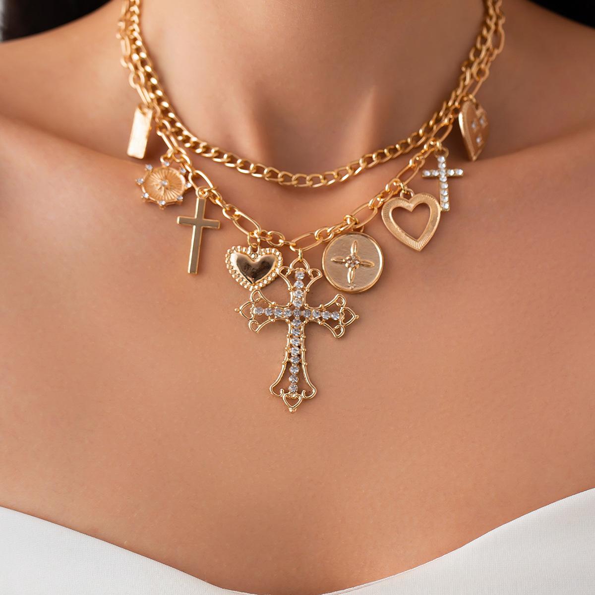 Sweet Cool Love Round Pendant Necklace Female, Personality ins Punk Babes Wind Cross Collarbone Chain
Sweet Cool Love Round Pendant Necklace Female, Personality ins Punk Babes Wind Cross Collarbone Chain