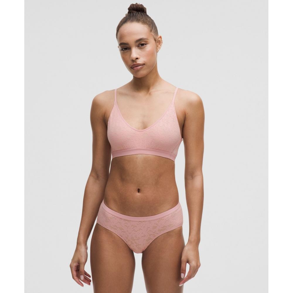 Кружевной бюстгальтер Lululemon с круглым вырезом и логотипом, чашки AC, розовая дымка XXS
Кружевной бюстгальтер Lululemon с круглым вырезом и логотипом, чашки AC, розовая дымка XXS