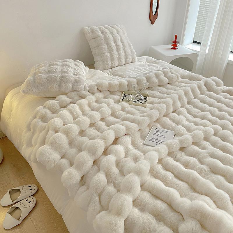 Tuscany Faux Rabbit Fur Luxury Throw Blanket – Soft, Plush, and Warm for Sofa or Bedroom 100x160 cm
Tuscany Faux Rabbit Fur Luxury Throw Blanket – Soft, Plush, and Warm for Sofa or Bedroom 100x160 cm