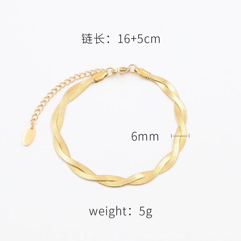 Metal Exaggerated Personality Does Not Fade Titanium Steel Jewelry Double Chain Woven Blade Chain Surround Cross Girl
Metal Exaggerated Personality Does Not Fade Titanium Steel Jewelry Double Chain Woven Blade Chain Surround Cross Girl