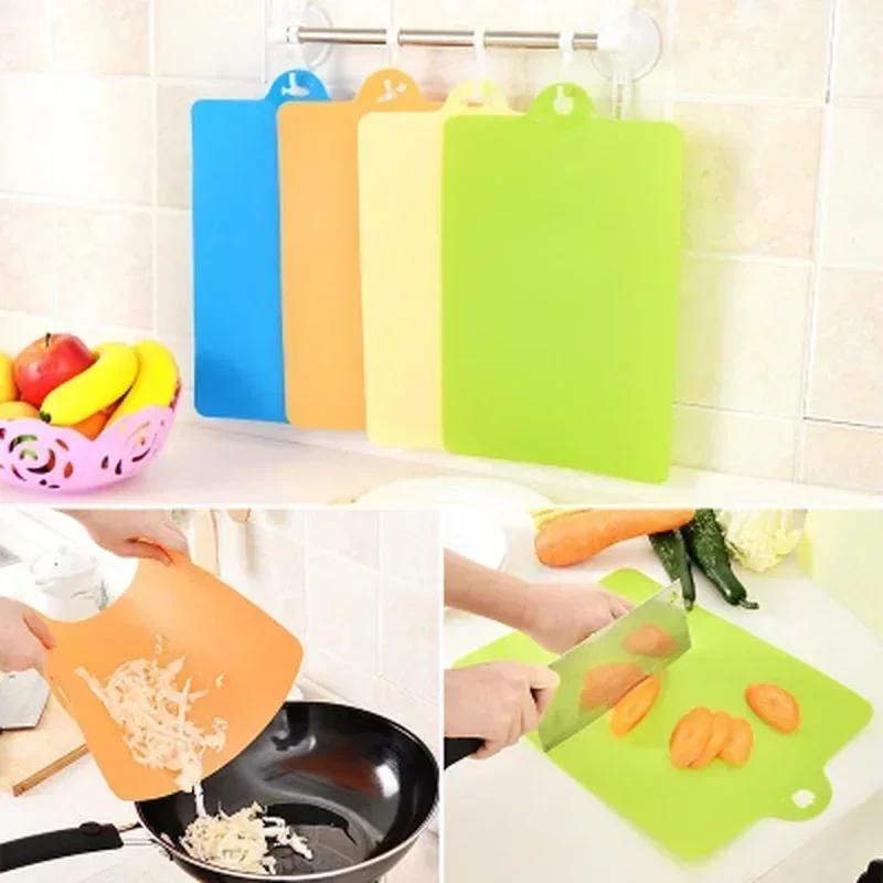 Creative Household Flexible Plastic Cutting Board Food Slice Cut Chopping Block Color Random Accessories Kitchen Cooking Tools
Creative Household Flexible Plastic Cutting Board Food Slice Cut Chopping Block Color Random Accessories Kitchen Cooking Tools