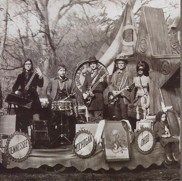 CD RACONTEURS - Consolers Of The Lonely 2456060 Warner Bros. Re 2008 US Rock Used
CD RACONTEURS - Consolers Of The Lonely 2456060 Warner Bros. Re 2008 US Rock Used