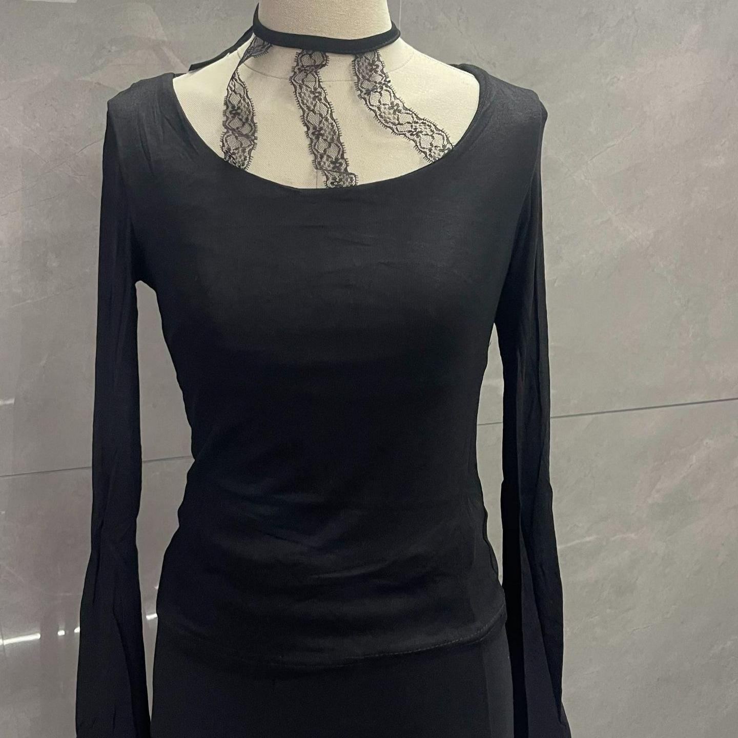 Korean Lace Halterneck Cutout Top - Irregular Design, Versatile Slimming Fit L (115 jin)
Korean Lace Halterneck Cutout Top - Irregular Design, Versatile Slimming Fit L (115 jin)