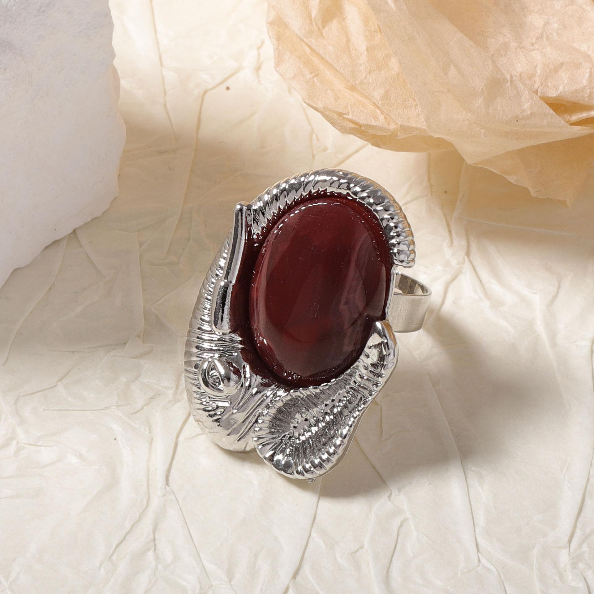 Vintage, retro fashion, high-end style, loose-fitting opening ladies ring, simple, versatile and exquisite
Vintage, retro fashion, high-end style, loose-fitting opening ladies ring, simple, versatile and exquisite