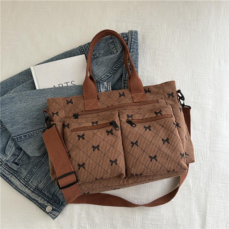 Women s new casual large-capacity corduroy multi-pocket handbag retro high-end single shoulder messenger bag tide single package коричневый
Women s new casual large-capacity corduroy multi-pocket handbag retro high-end single shoulder messenger bag tide single package коричневый