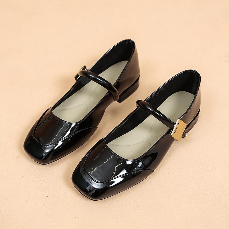 Square Heel One-line Buckle Pumps for Women 2024 New Hot Sale Summer Square Toe Ladies Shoes Low Heel Shallow Pu Pumps Zapatos
Square Heel One-line Buckle Pumps for Women 2024 New Hot Sale Summer Square Toe Ladies Shoes Low Heel Shallow Pu Pumps Zapatos