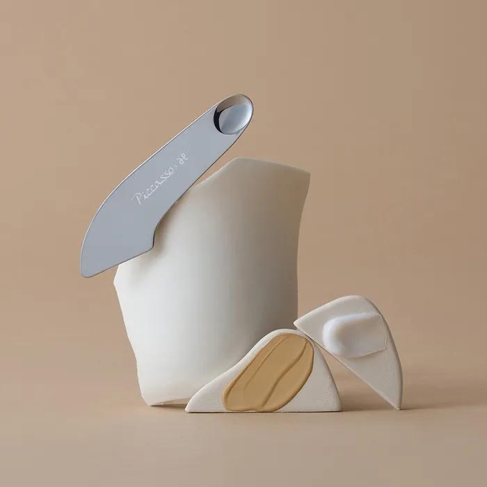 Two-way makeup spatula
Two-way makeup spatula